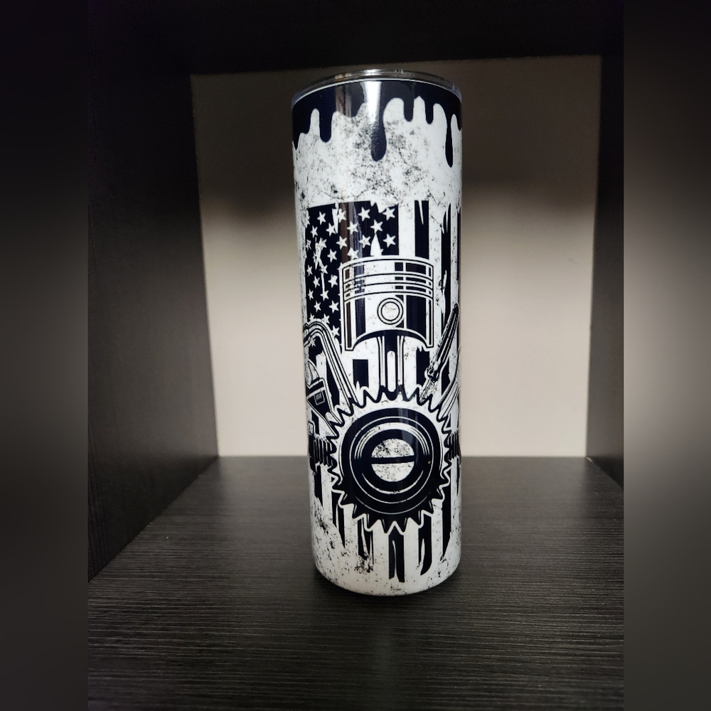 Snap on tumbler